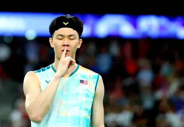 羽毛球传奇谢幕，球迷泪洒赛场