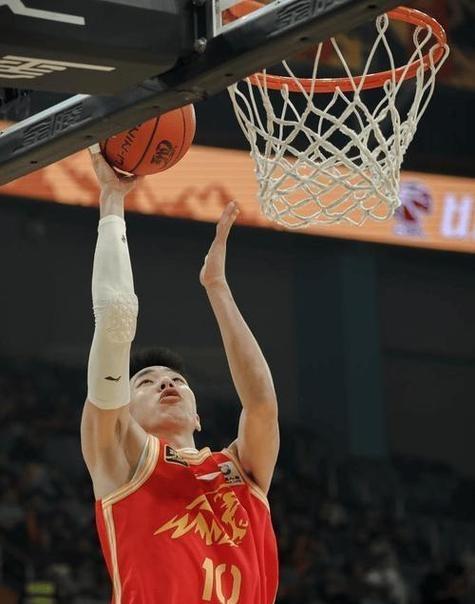 开云sport-魔术翻盘北京队，胡金秋关键制胜