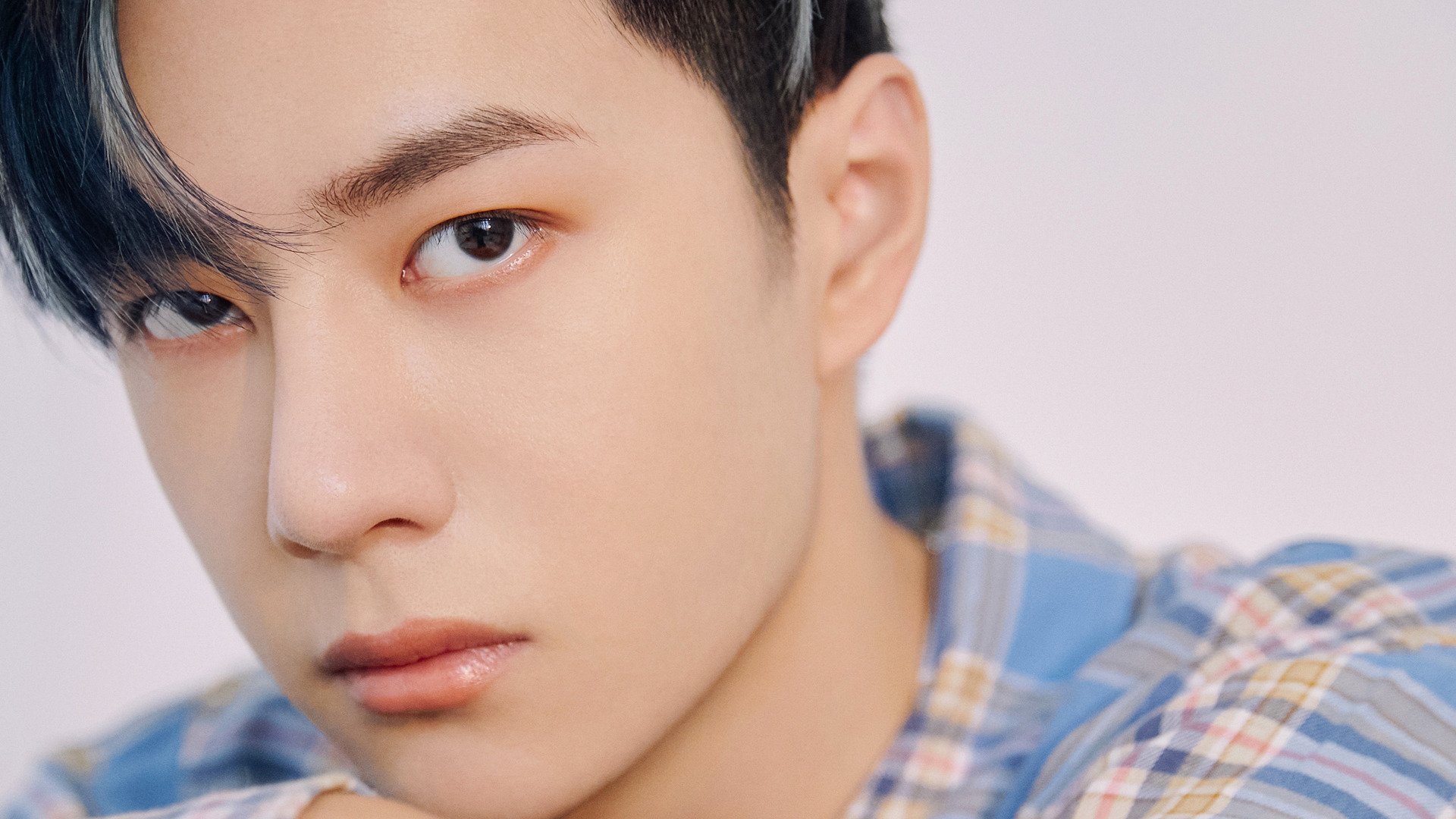 开云sport-东方巨龙对阵红色旋风，小贾伦用防守交响乐征服跨洲赛场