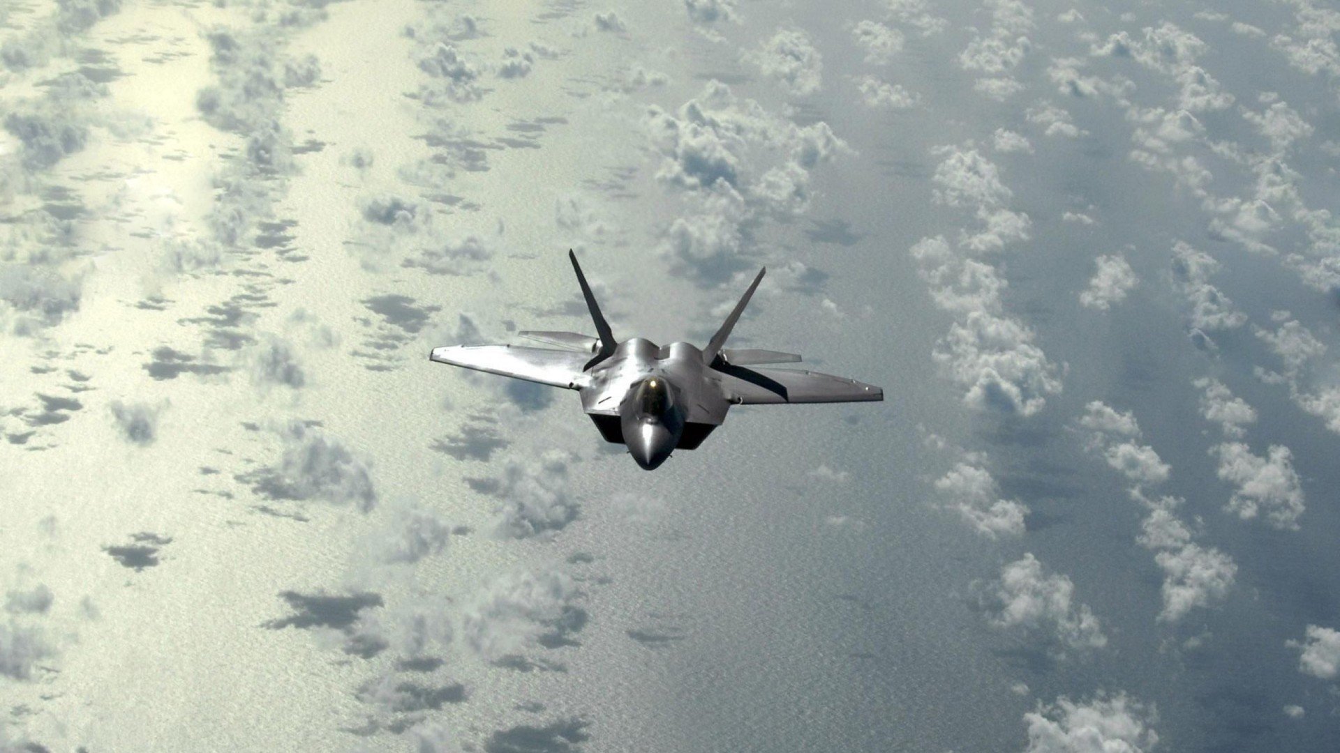 黑羽风暴，鹈鹕强势晋级，莫兰特完美发挥终结上海队希望